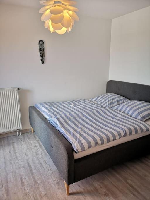Surforama De Feine Stuuv In Orth Mit Meerblick Fehmarn Exterior foto